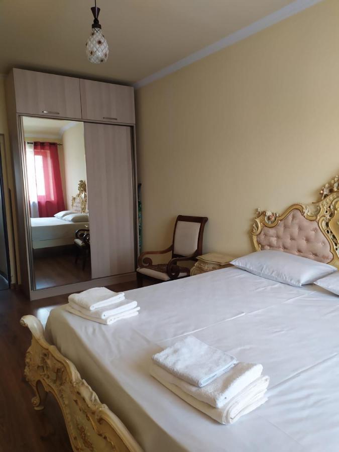 Apartment On Tumanyan Street,19 Ереван Екстериор снимка